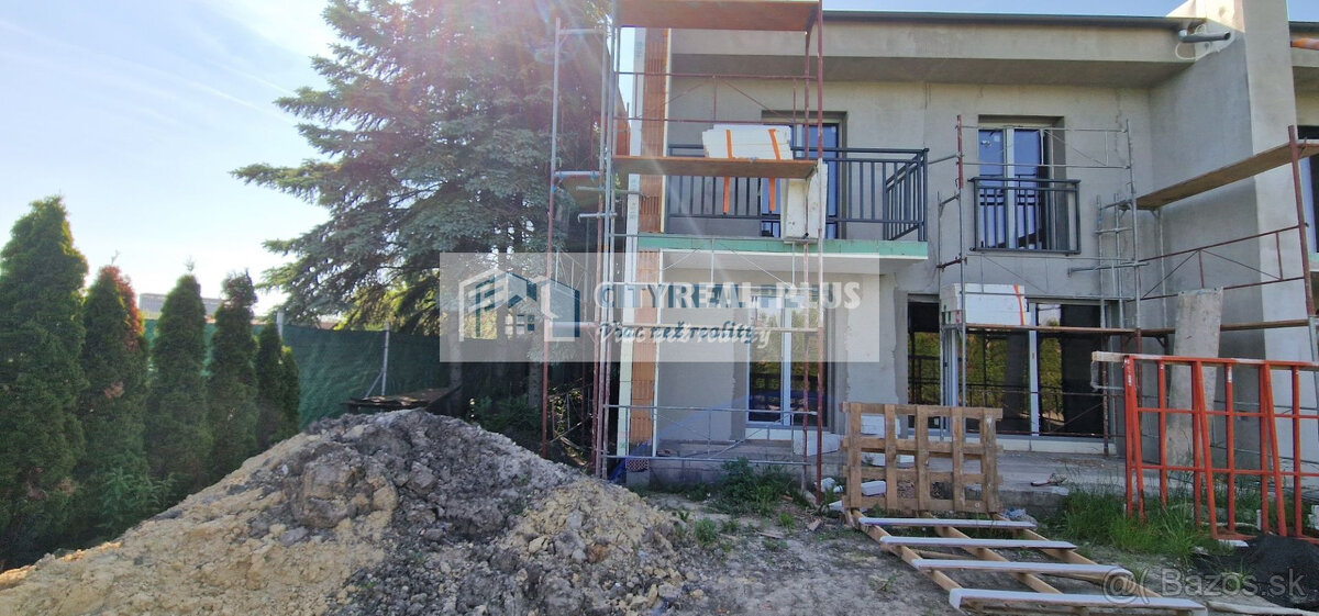 Ponúkam na Predaj novostavbu v radovej zástavbe Nov Zámky