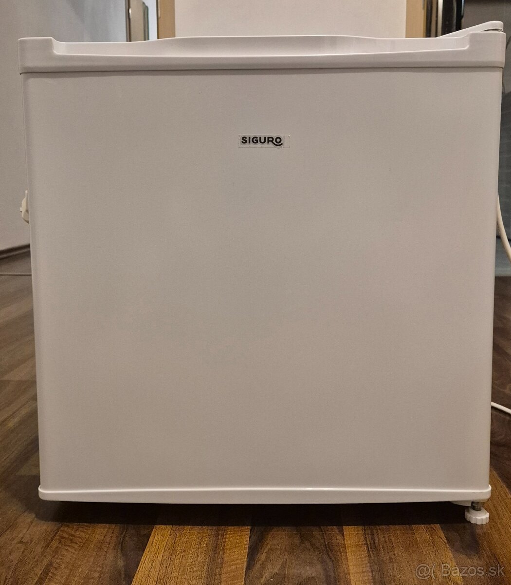 Malá chladnička Siguro MB-A160 W Bulk