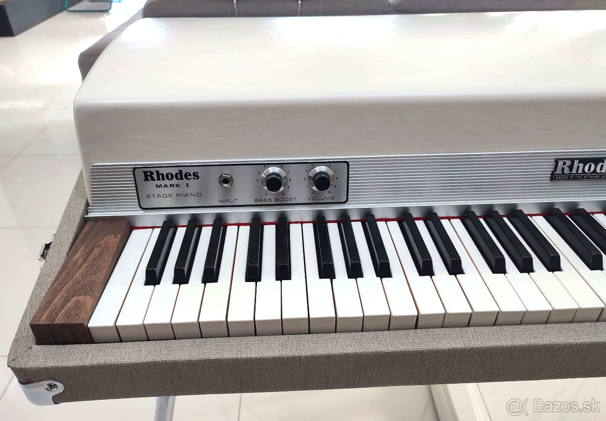 RHODES MARK I SeventyThree rok 1975