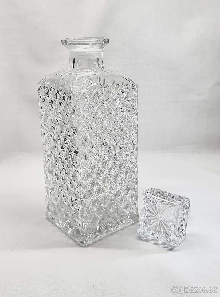 Krištálové sklo retro whisky karafa VÝSTAVNÝ KUS