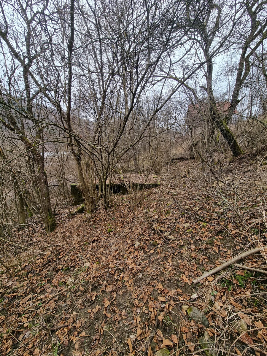 Rekreačný pozemok - Horná Maríková - 1578m2