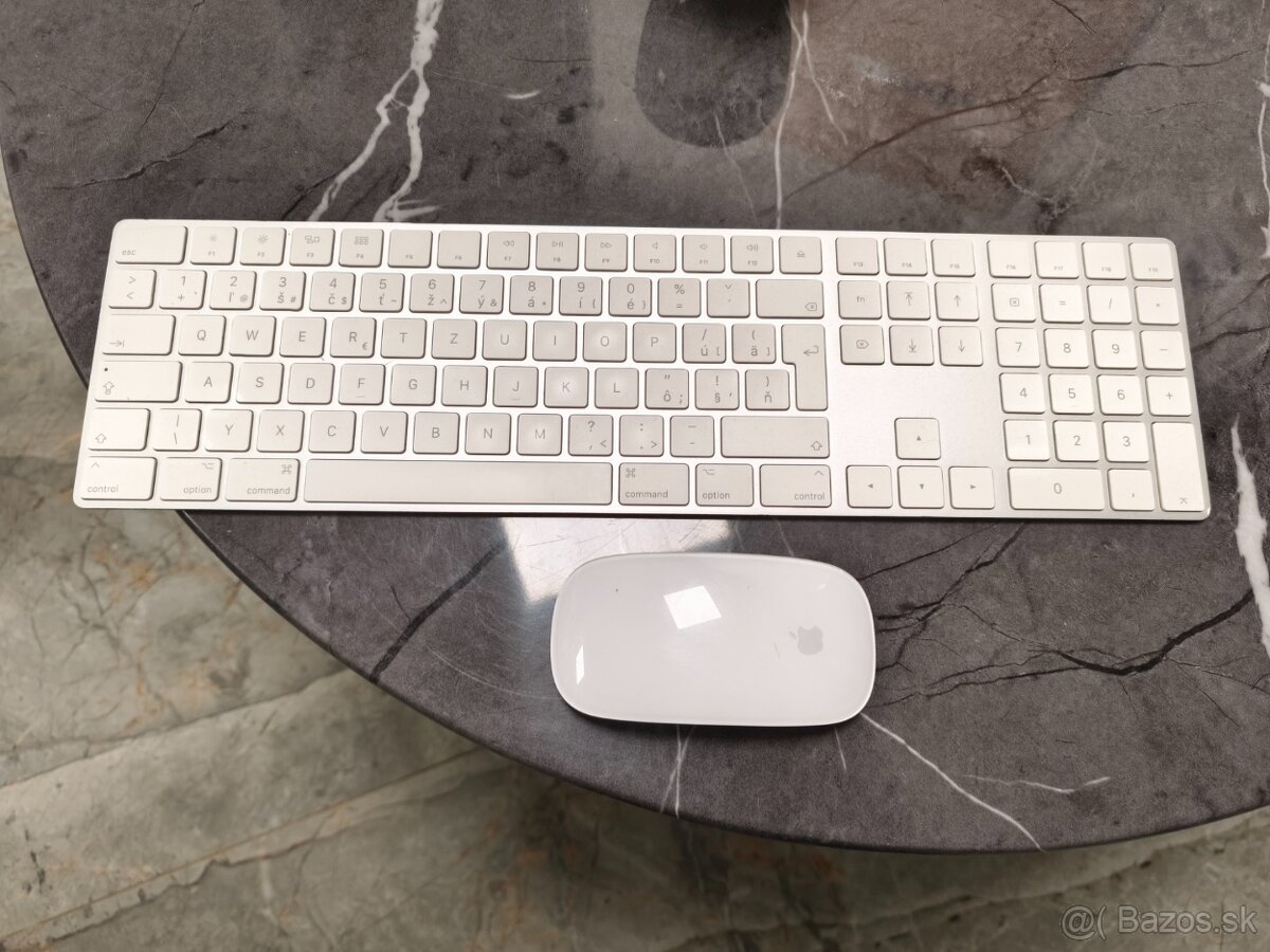 Apple Magic Keyboard s numerickou klavesnicou