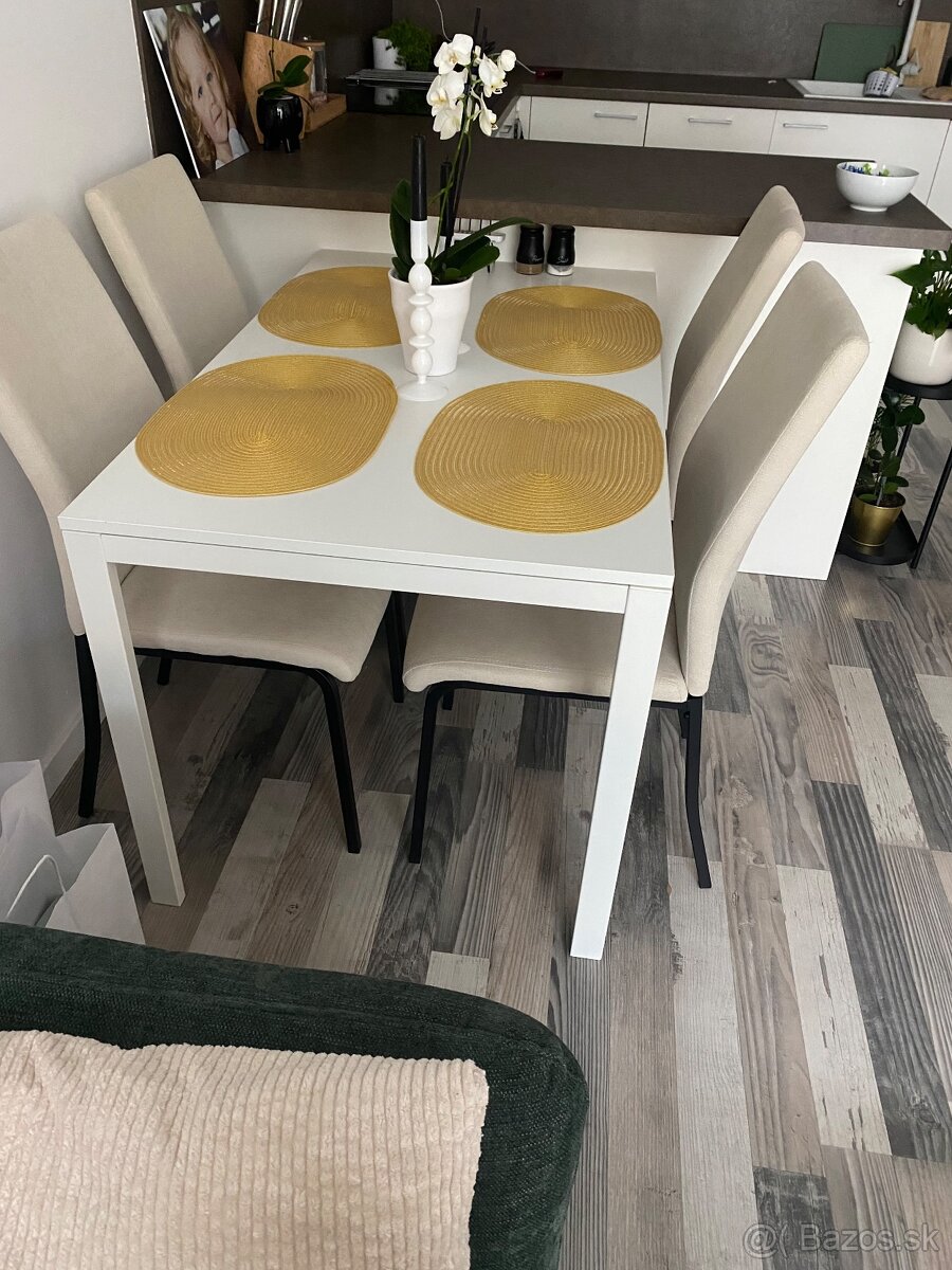 Predam kuchynsky stol Ikea top stav