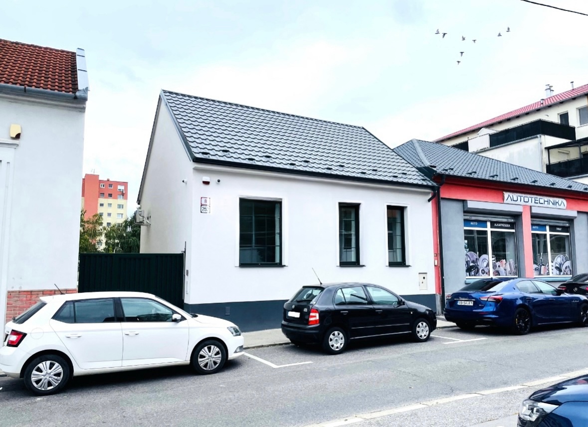 NA PRENÁJOM Obchodný priestor v CENTRE mesta Dunajská Streda
