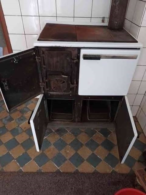 Sporák na drevo