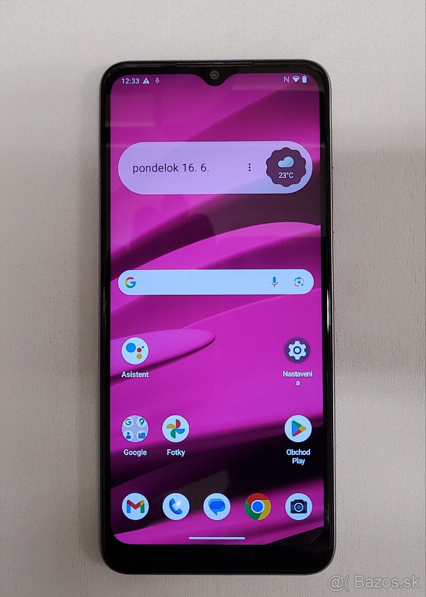 T Phone 128GB - TOP Stav