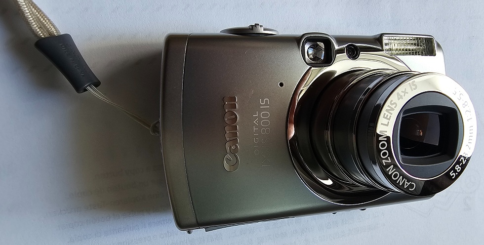 Canon IXUS 800 IS