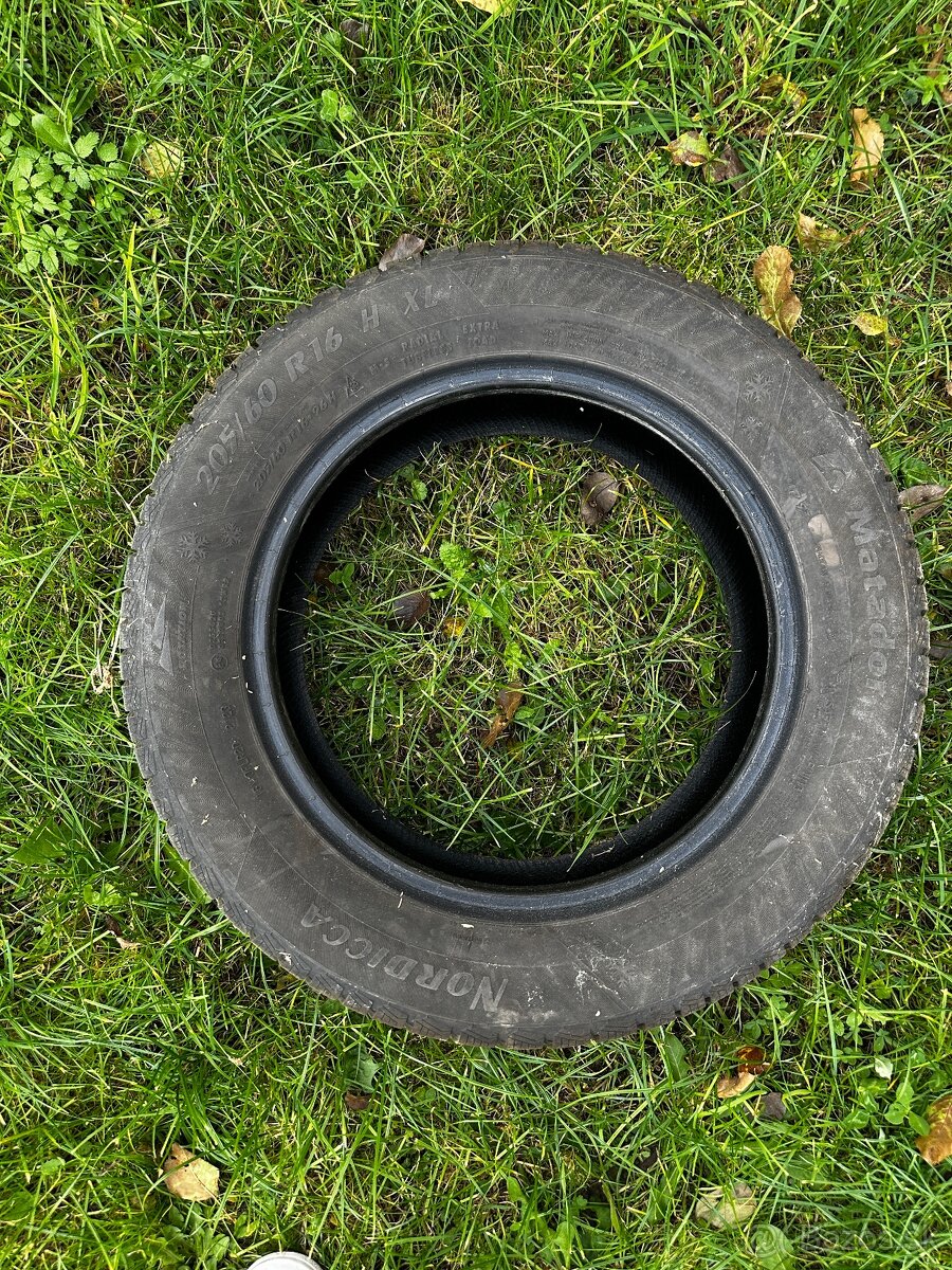 Zimne pneumatiky 205/60 R16 DOT 23