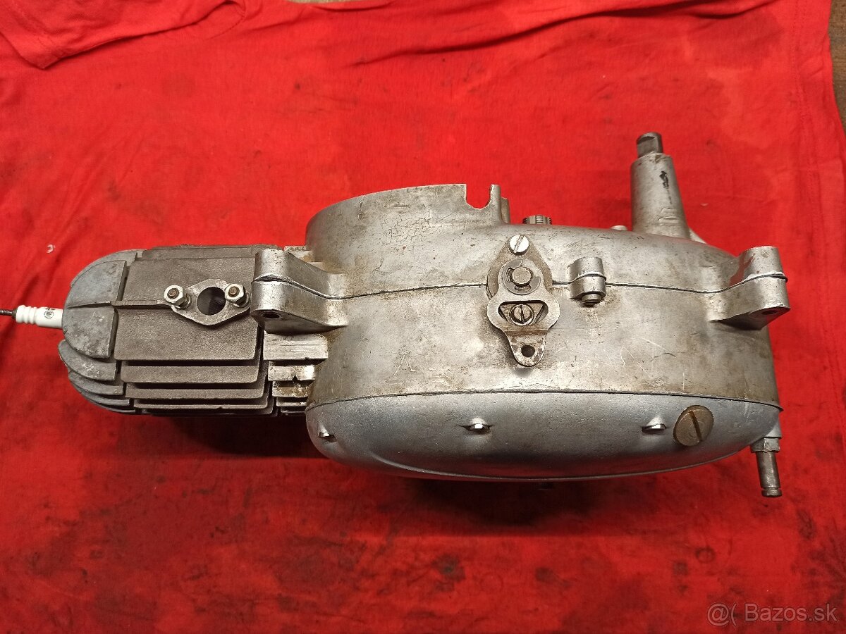 Jawa 50 pionier 555 , 550 , 05 , pník