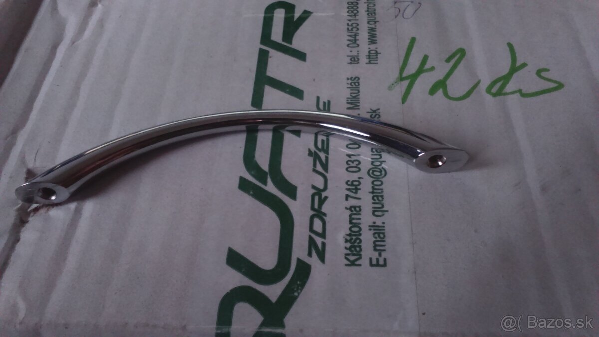 RUKOVÄTE na nábytkové skrinky