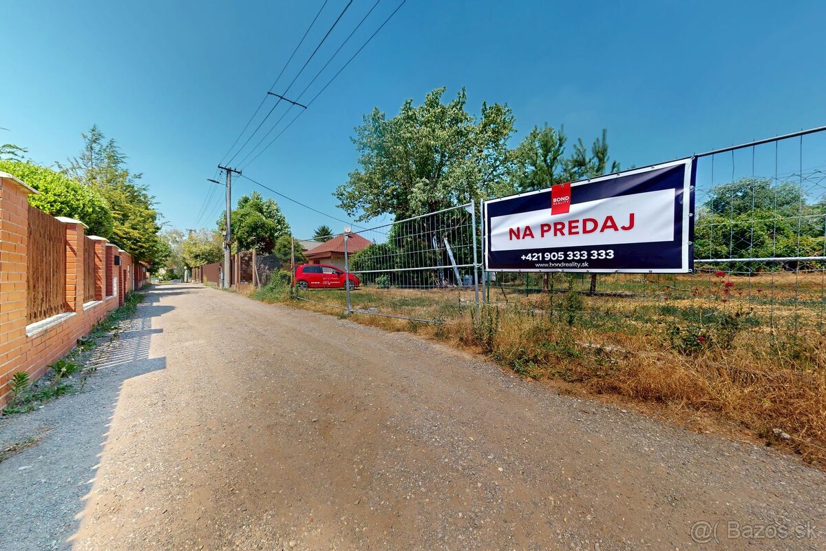 6,2 ÁR. STAVEBNÝ POZEMOK SO STAVEBNÝM POVOLENÍM, OSTRUŽINOVÁ