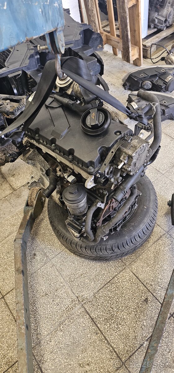 Holomotor 1.9 tdi 77kw Volkswagen koncern