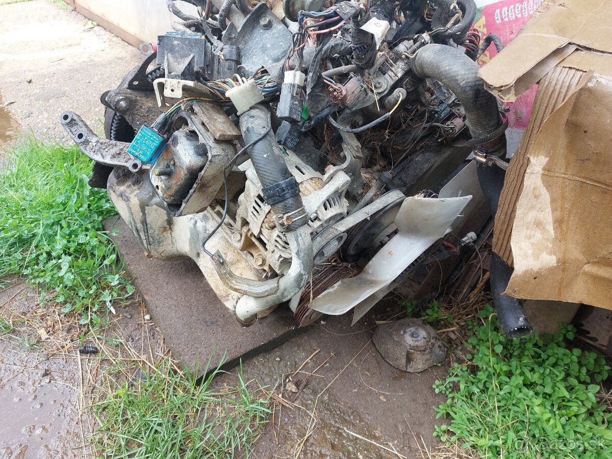 Predám kompletný motor suzuky vitara 1,6 8v