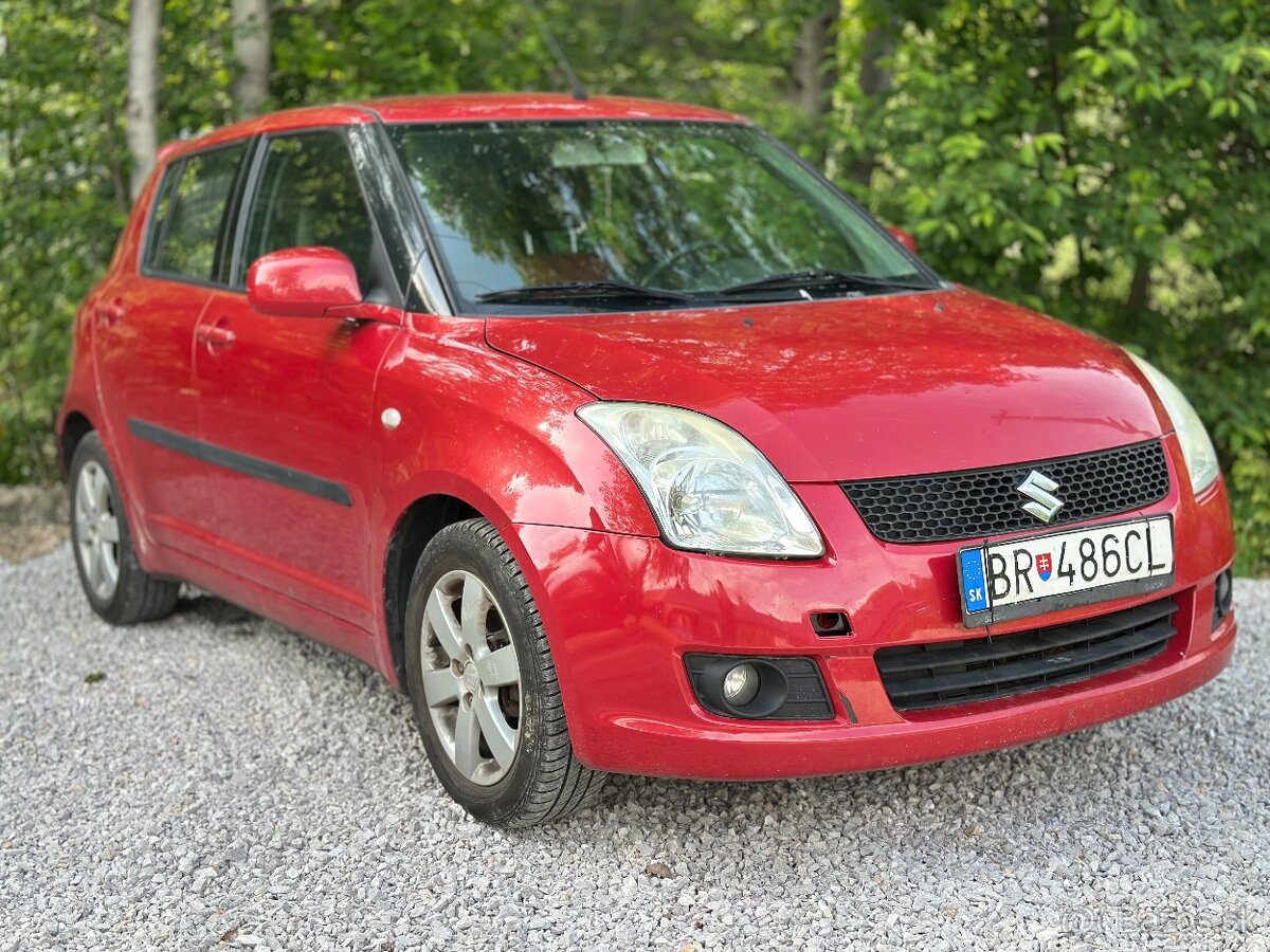 Suzuki Swift 1.3 GLX ABS, A/C, ako nové kúpené v SR