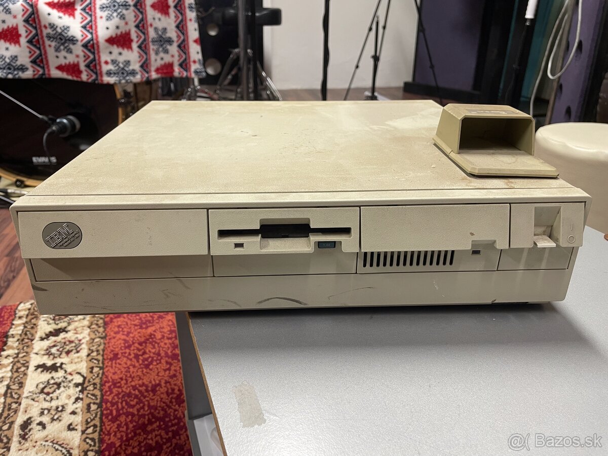 IBM model 30 ps/2 type 8530