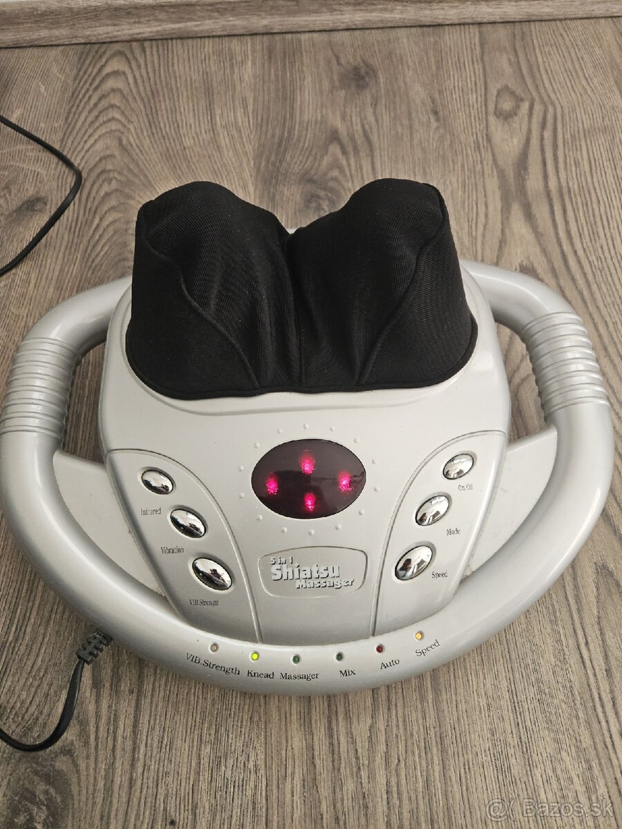 Shiatsu masážny stroj