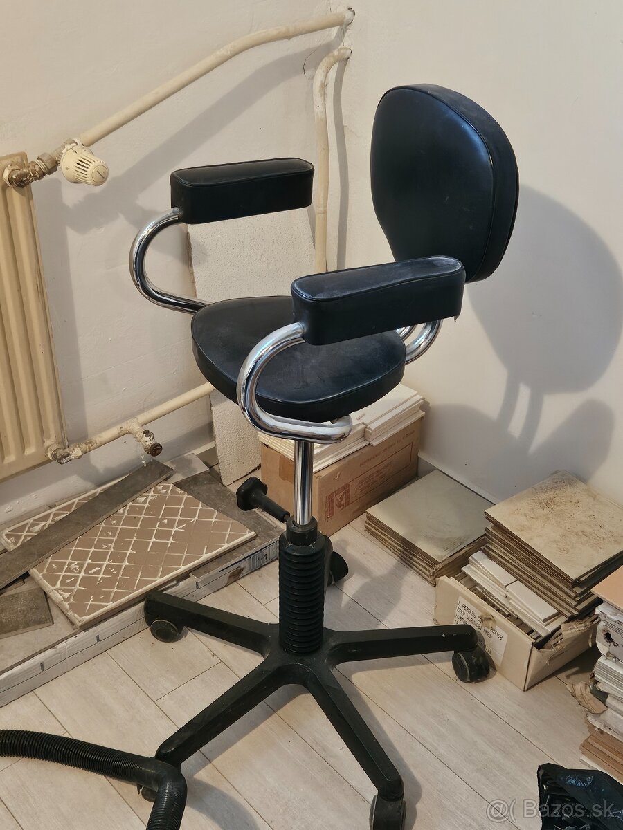 Kadernicka stolička