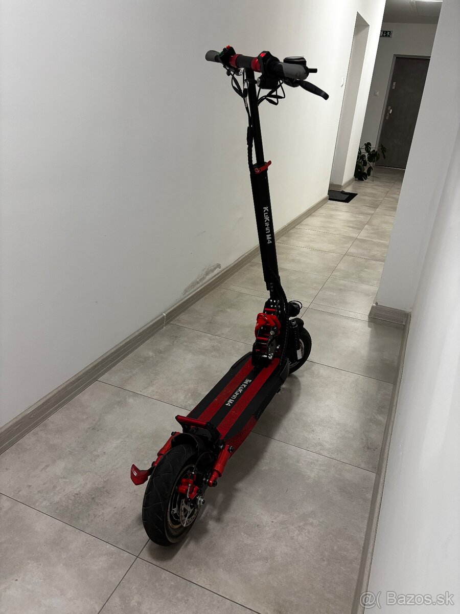 Na predaj elektrická kolobežka Kukirin M4