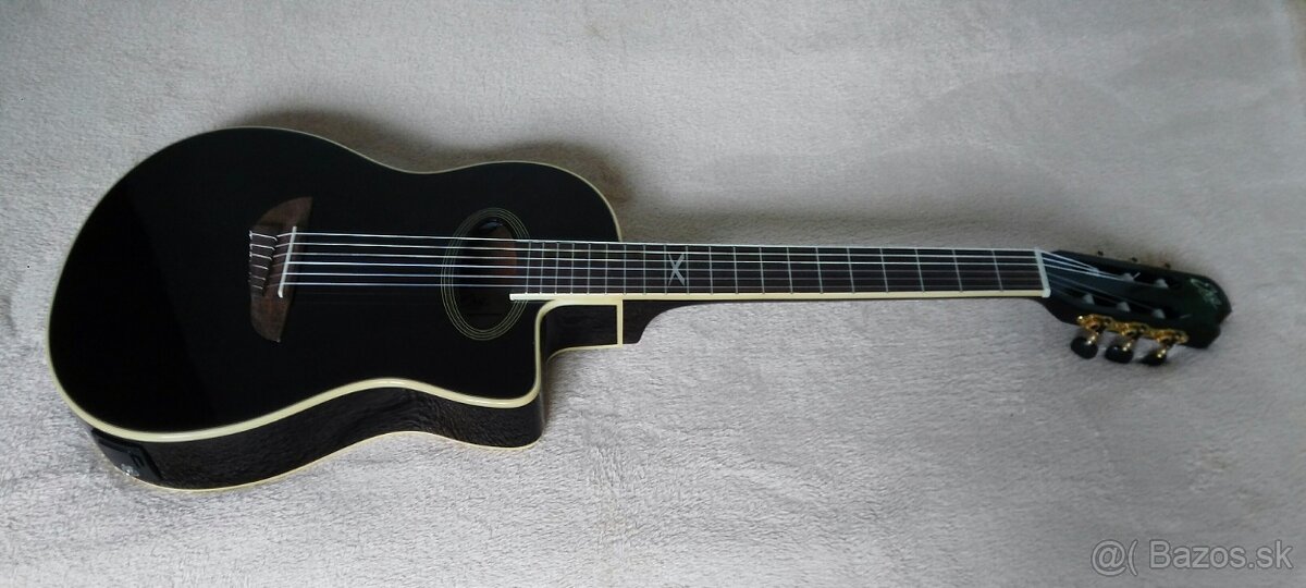 Eko guitars NXT N100e 4/4 BLK Klasická gitara s elektronikou