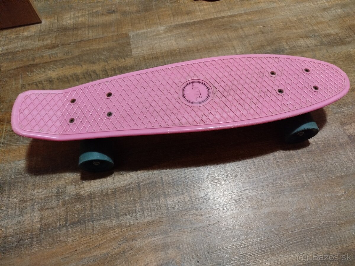 Predám detský skateboard