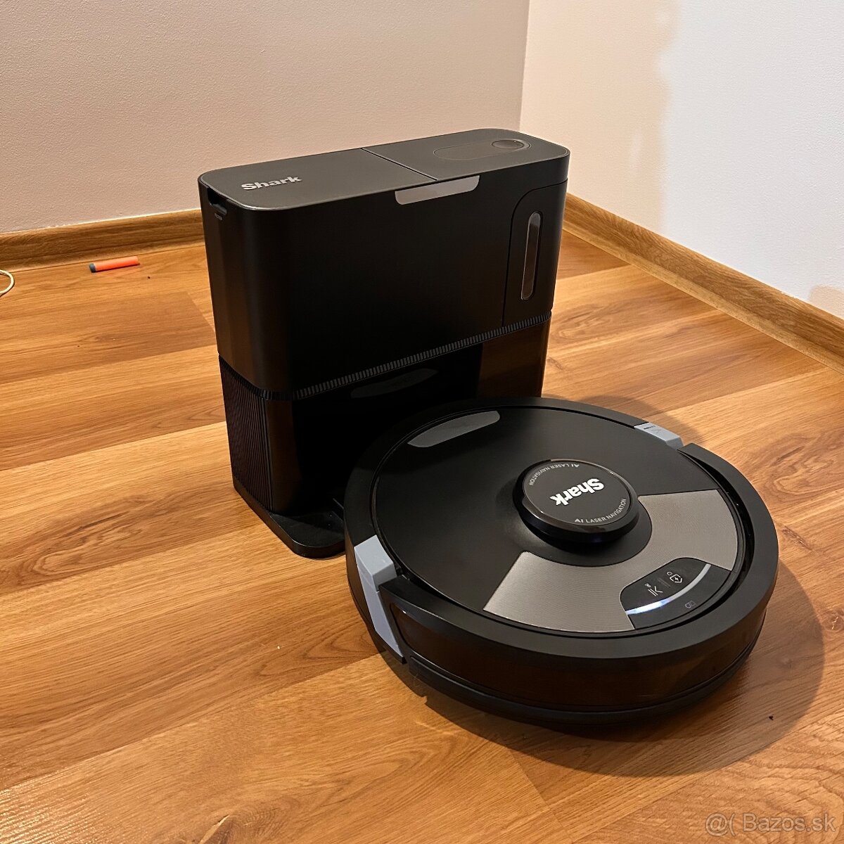 Shark AI laser navigation 2 in 1