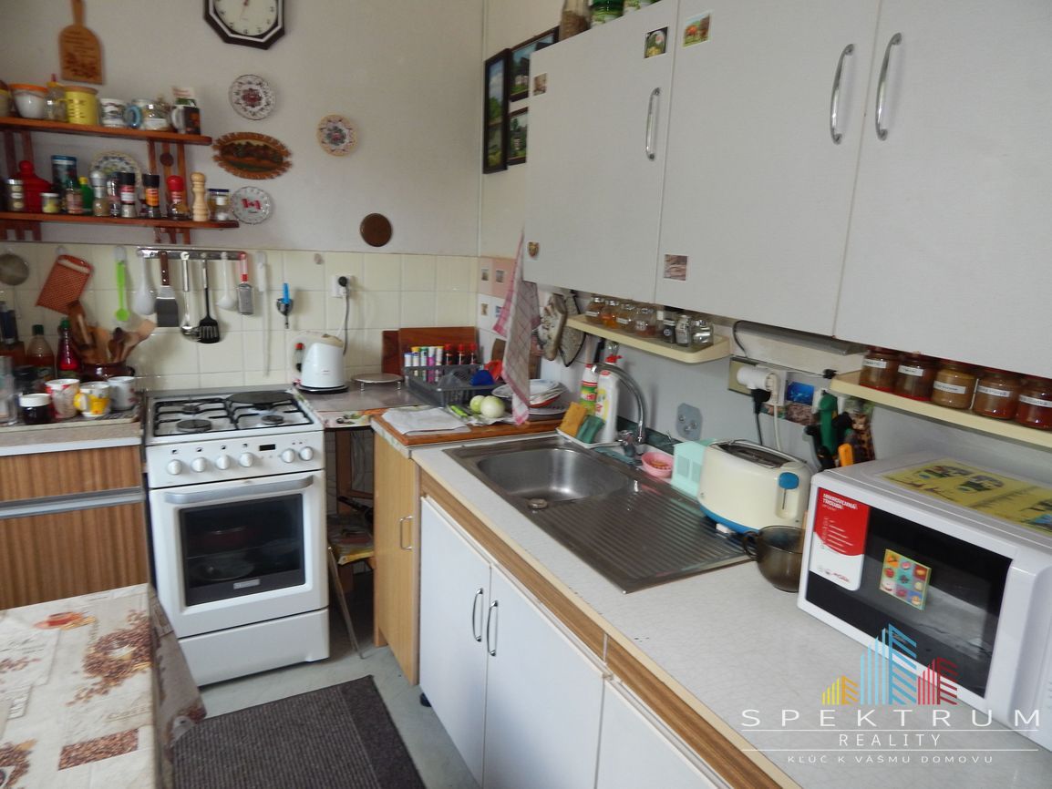 SPEKTRUM REALITY- Na Predaj 3-izbový byt, 63 m2 s balkónom,