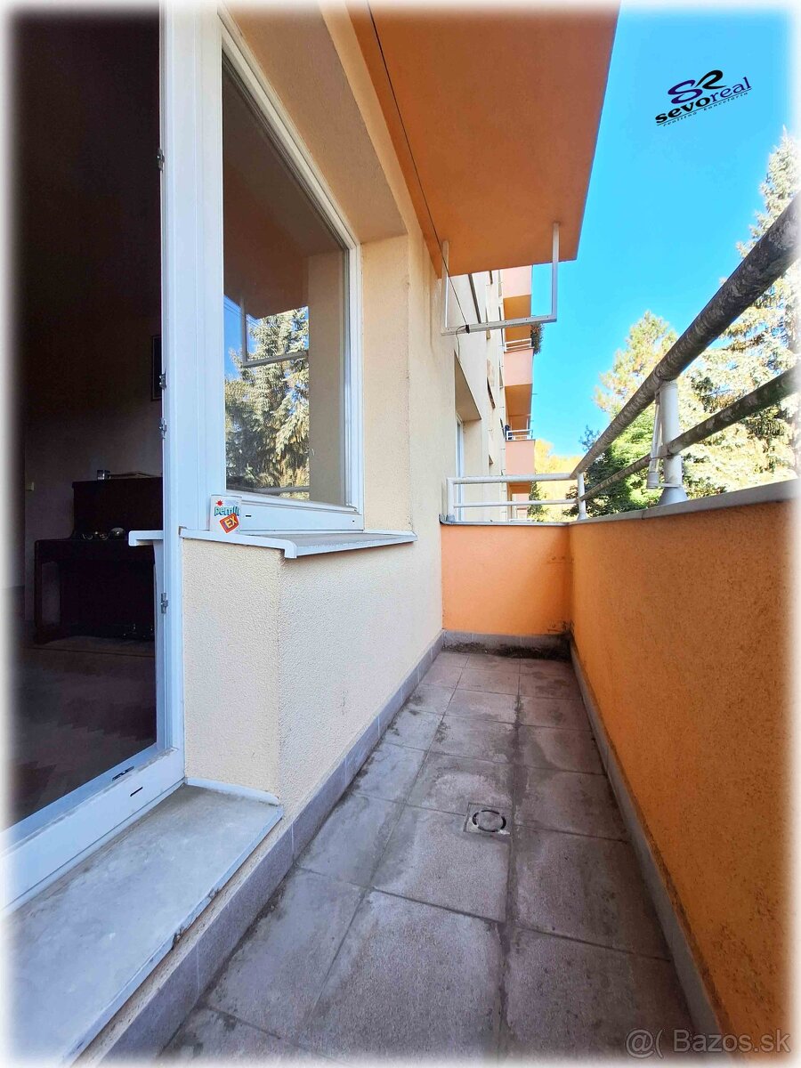 2,5 izbový byt / balkón aj loggia / THK Banská Bystrica