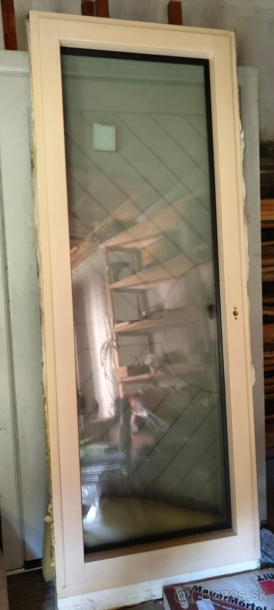 Balkonove dvere 880 x 2300 drevohlinik Mintal