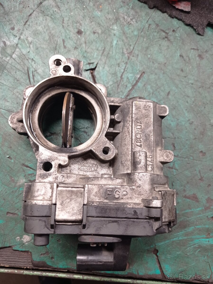 Škrtiaca klapka opel