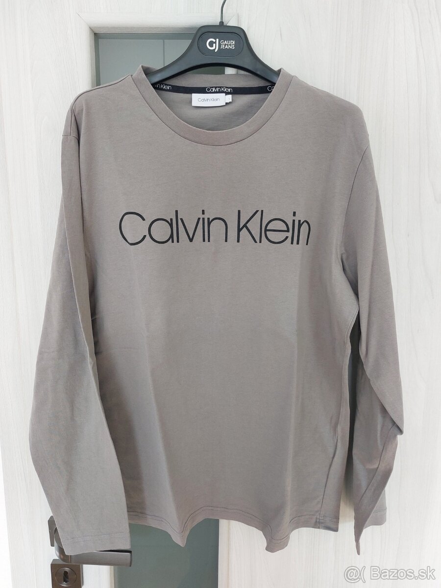 Natelnik Calvin Klein