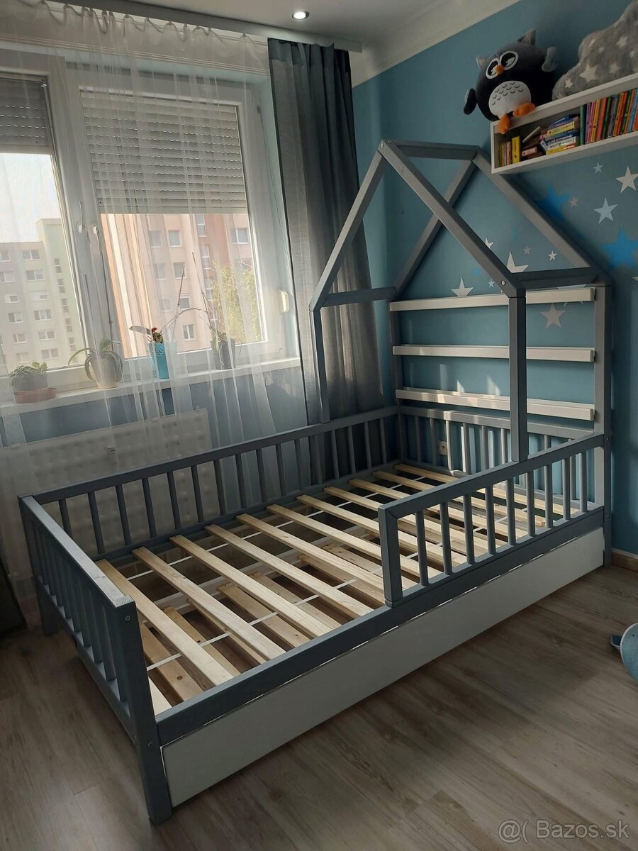 Detská postel -vyrobená stolárom
