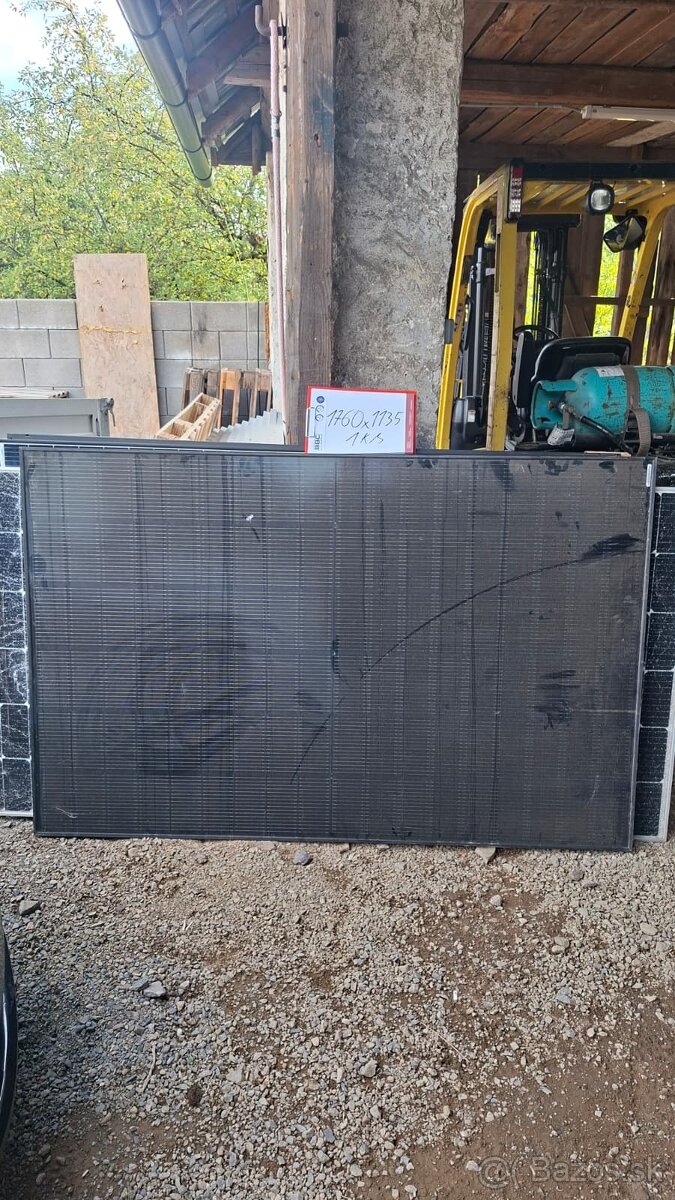 Fotovoltický panel Jinko Solar 430 W
