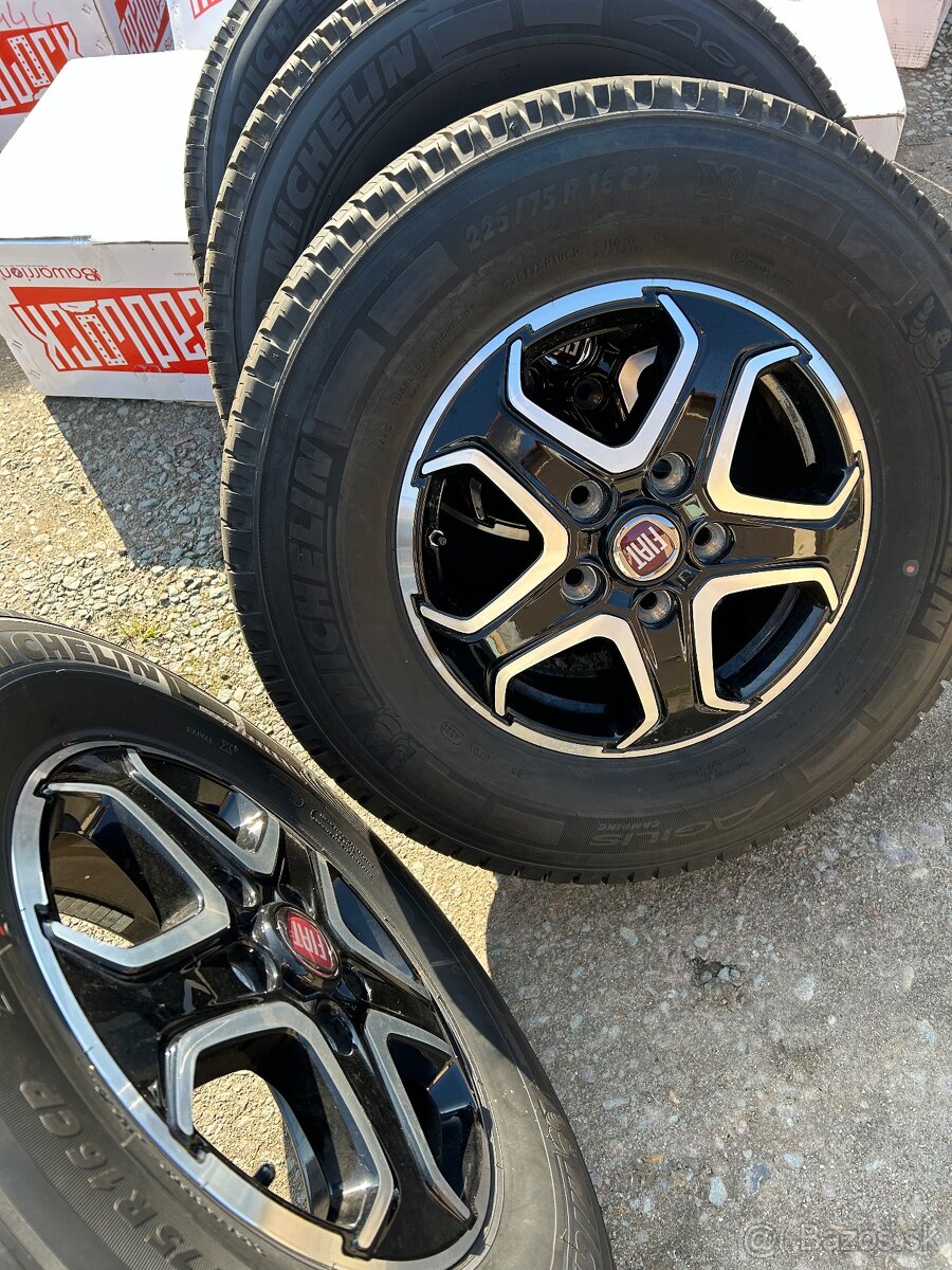 Fiat Ducato alukola disky pneu Michelin 225/75 r16