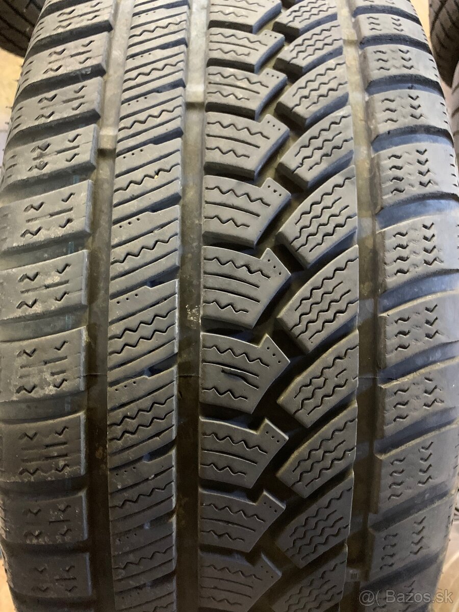 Zimné pneu 255/50 r20