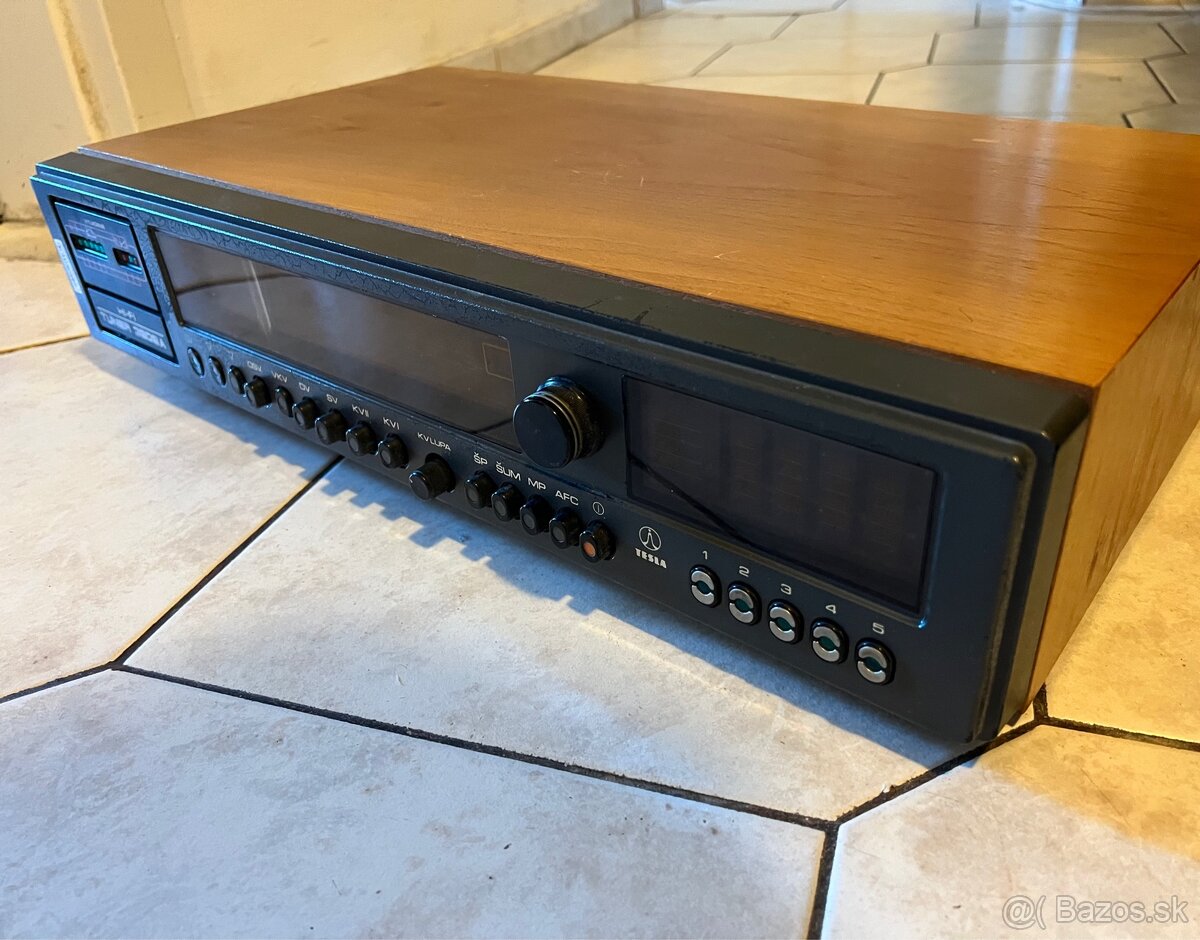 Tesla hi-fi tuner 3606A