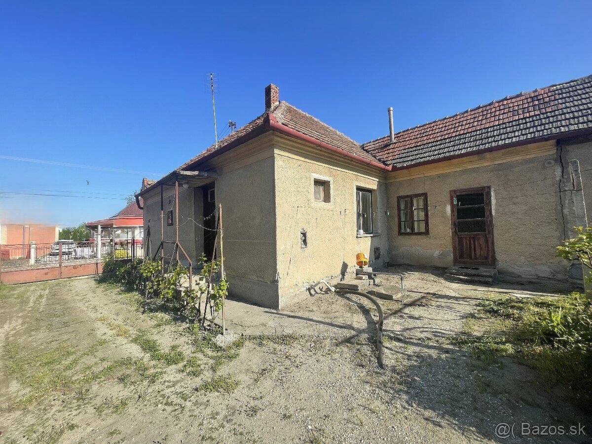 MH266- Na predaj zachovalý 3 izbový rodinný dom