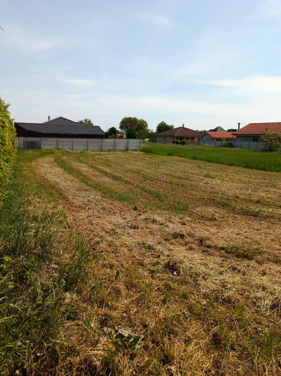 Stavebný pozemok na predaj