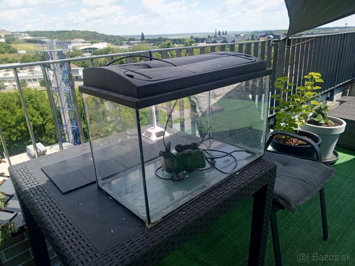 predám 60 l aquarium