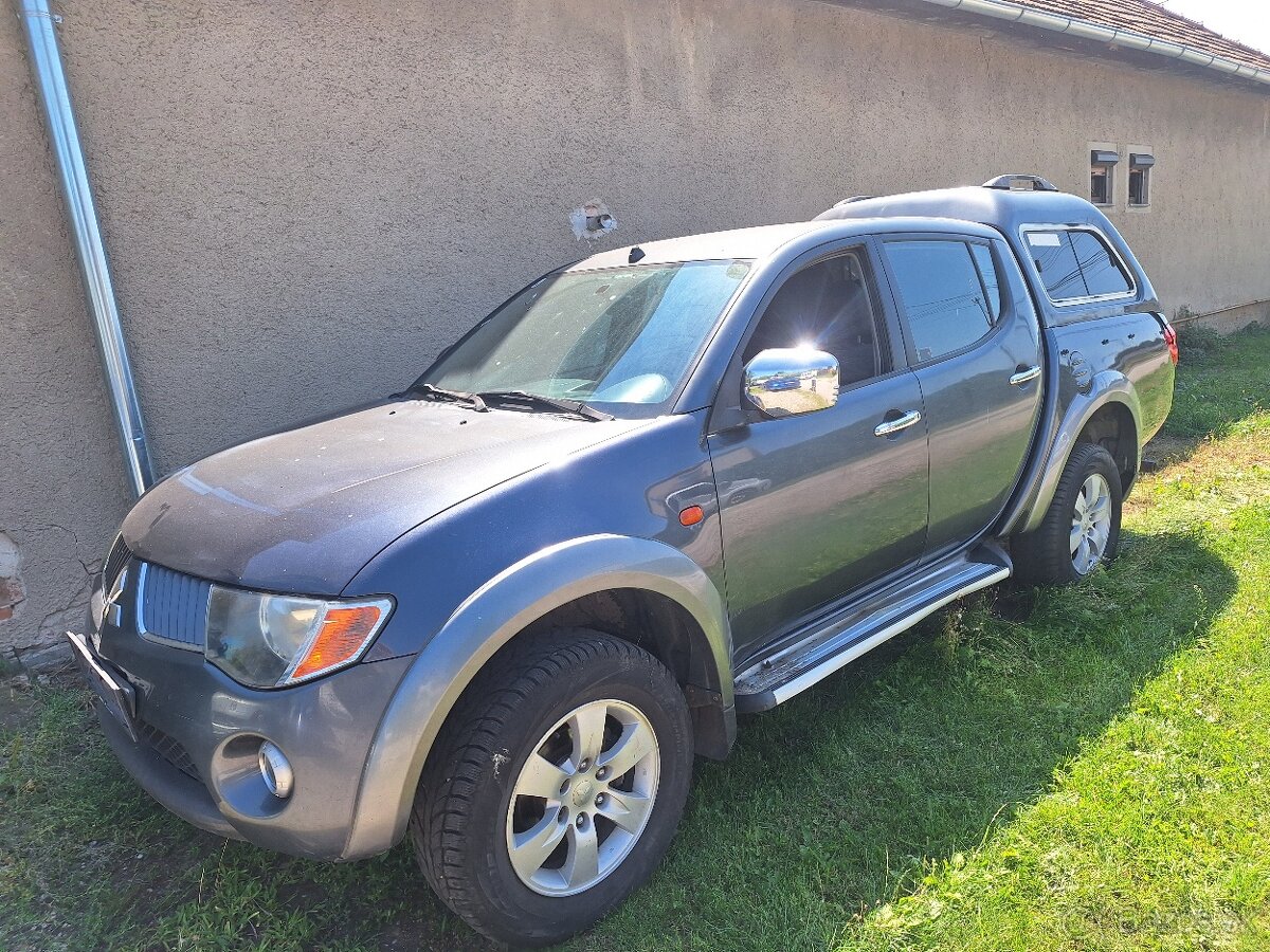 MITSUBISHI L200 4X4 KLÍMA ŤAŽNÉ NOVÉ STK EK 2027