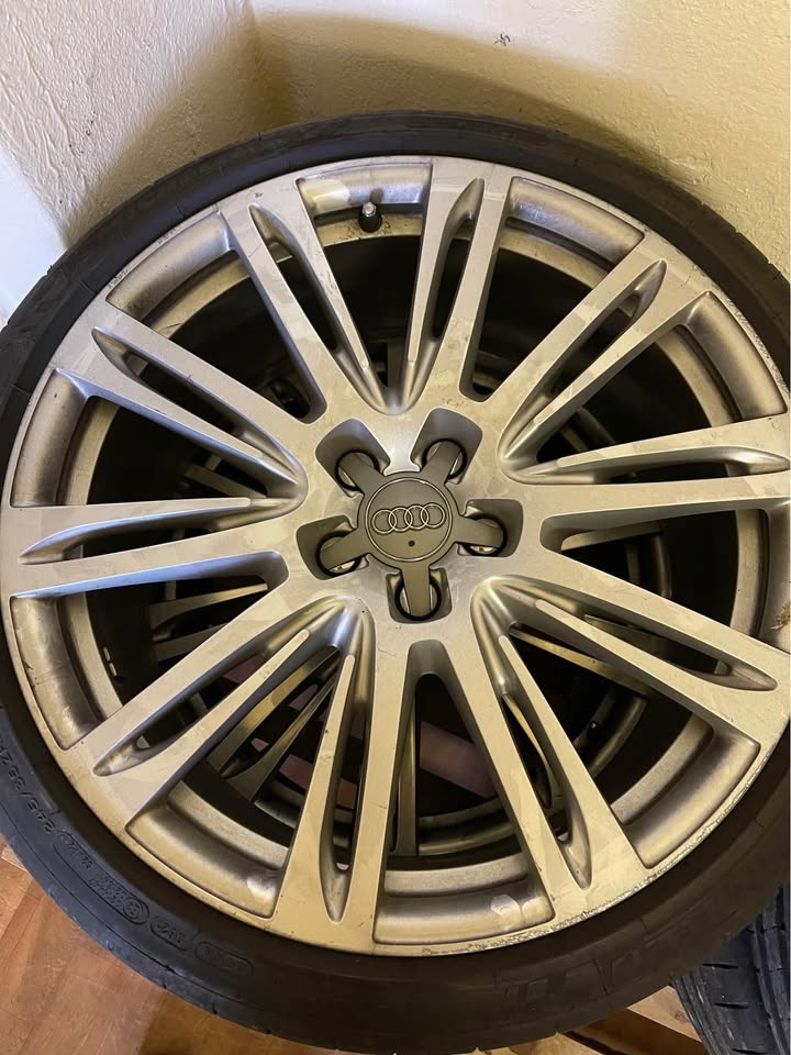 Originalne disky na Audi A8/A6 - 245/35/R20