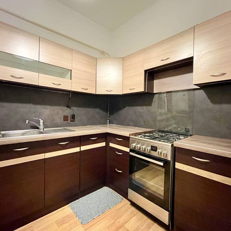 PRENÁJOM 1-izbový byt priamo v srdci Bratislavy