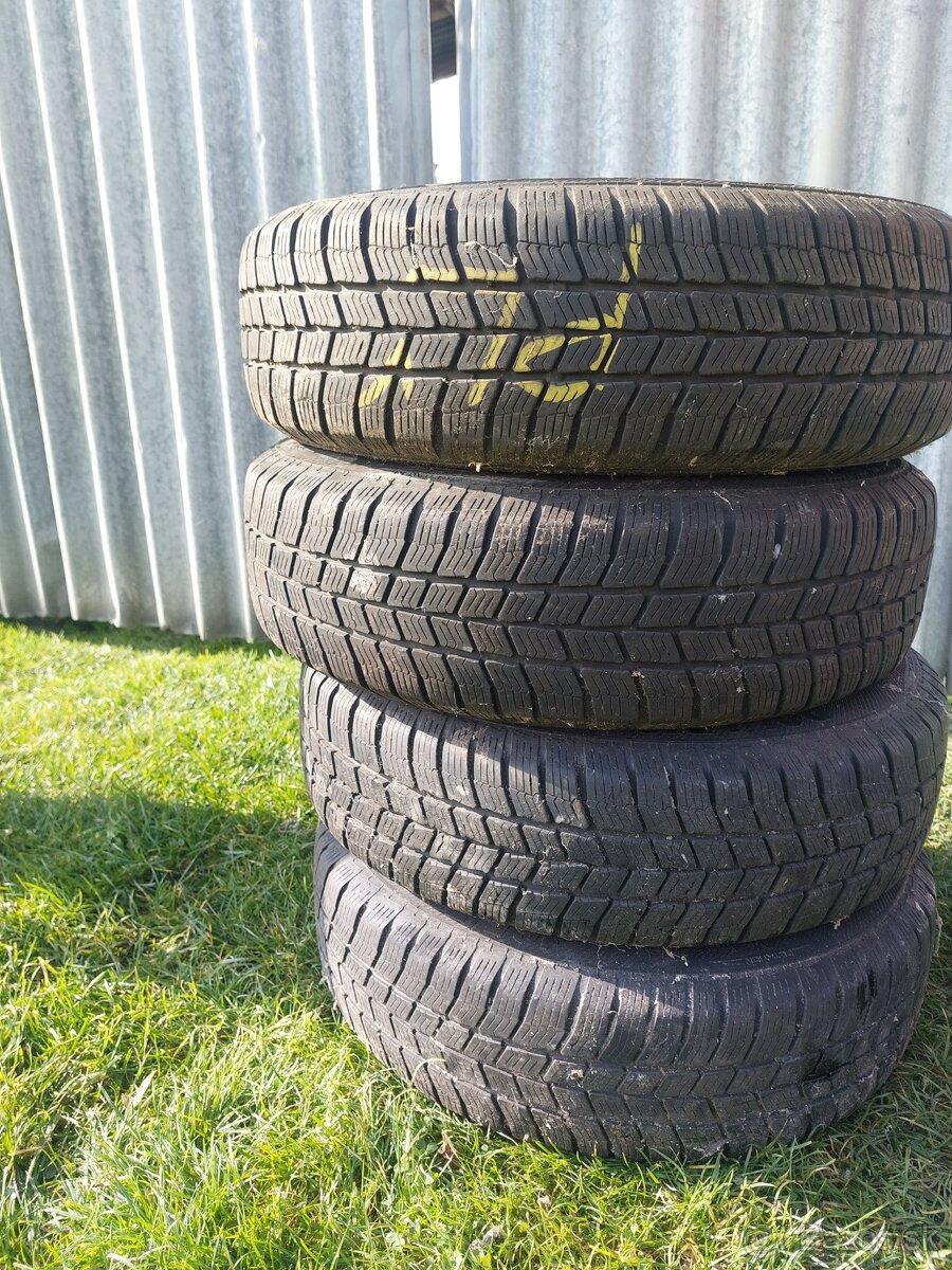 Predám disky so zimnými pneumatikami fabia