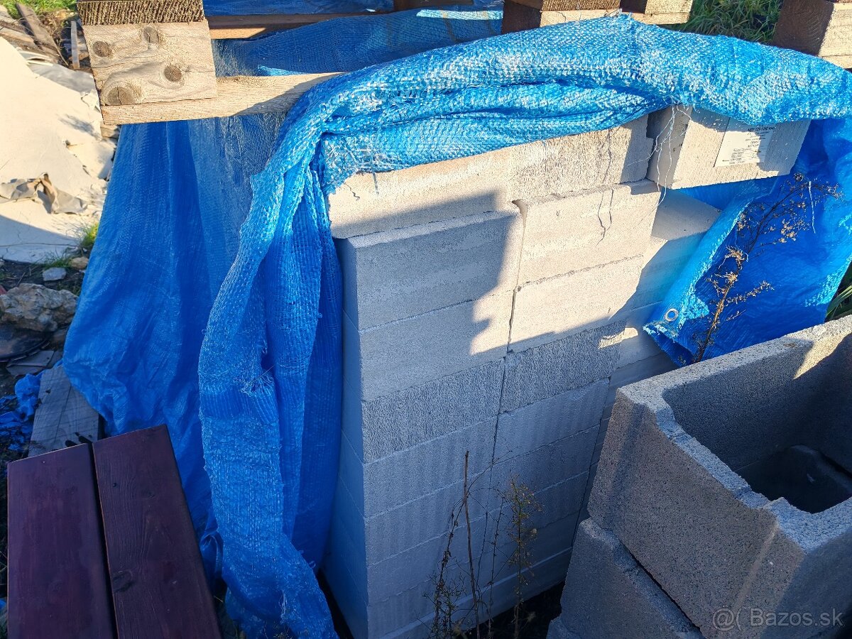 Ytong 125mm, spony velox 300mm,,250mm