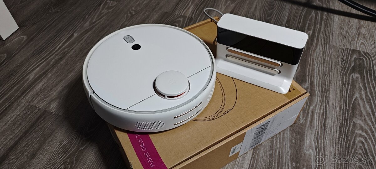 Roboticky vysavac Xiaomi ako novy