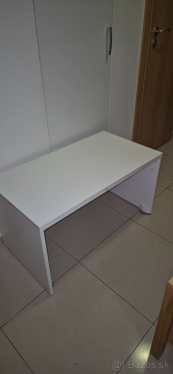 Detsky stolik + stolicky IKEA za odvoz BA Ruzinov