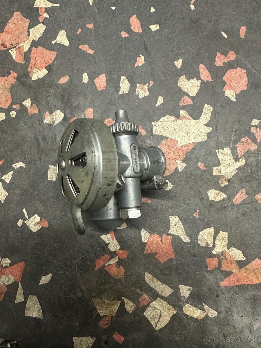 Jawa 555/550 karburátor