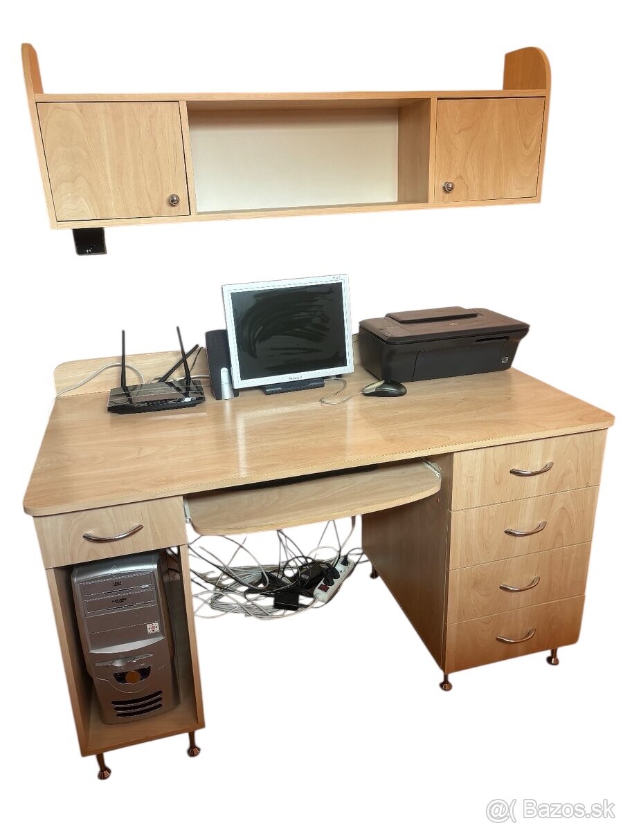 Kancelársky stôl na mieru