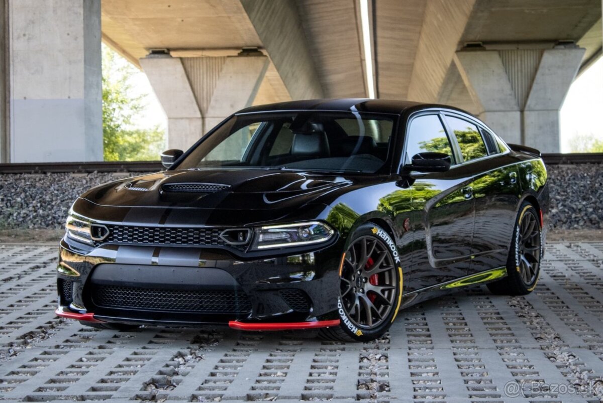 Dodge Charger SRT Hellcat 6.2L V8