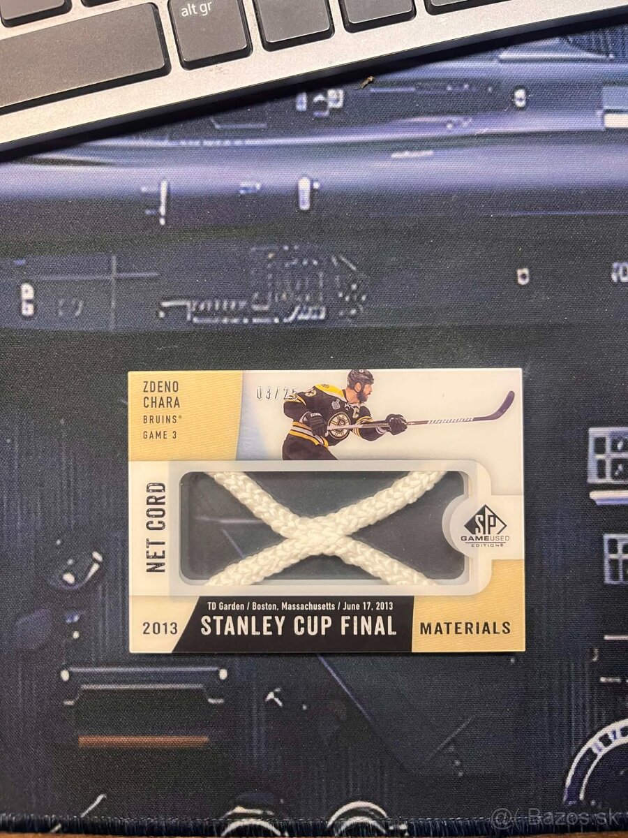 Hokejové kartičky - CHÁRA NA PREDAJ.