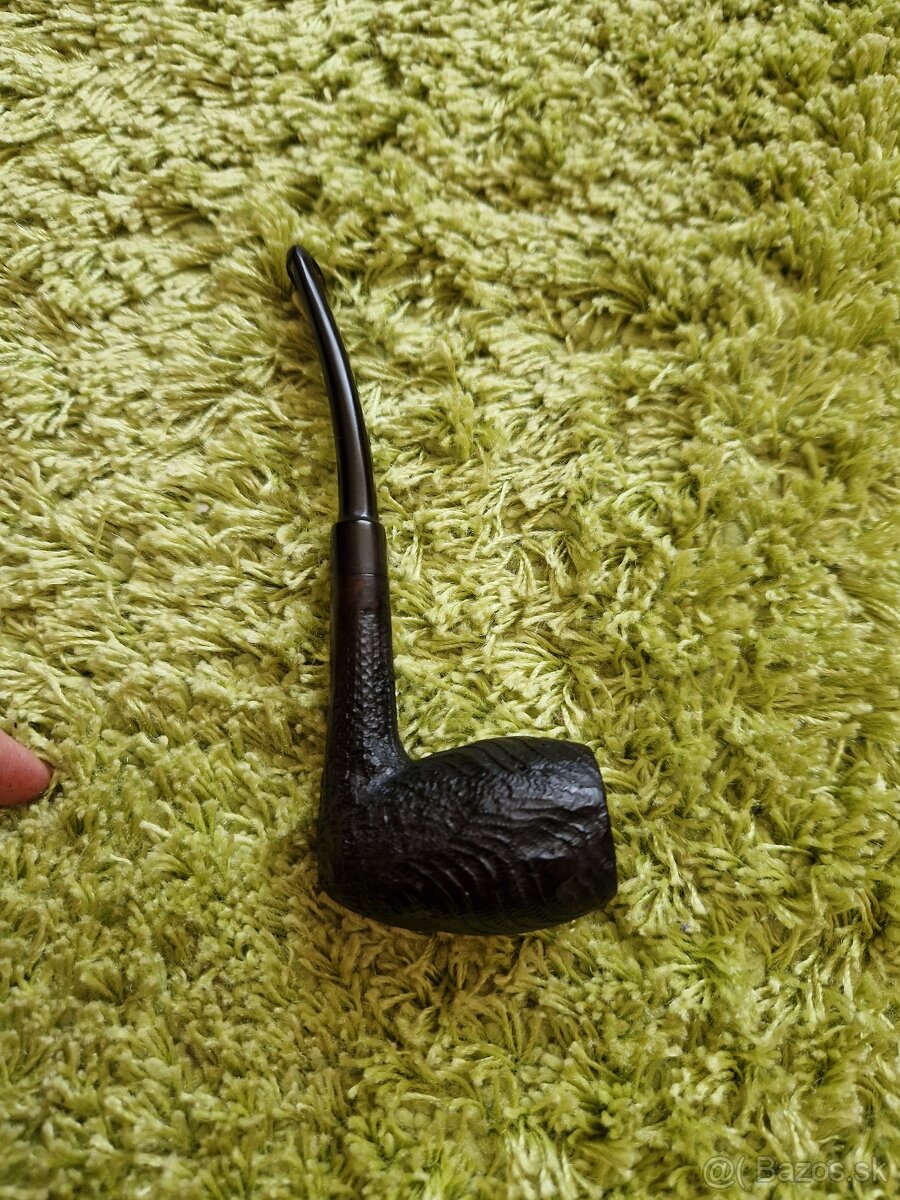 Starozitna drevena fajka